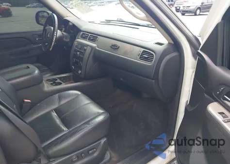 2011 Chevrolet Avalanche Lt z USA, uszkodzony, nr VIN 3GNTKFE3XBG101145